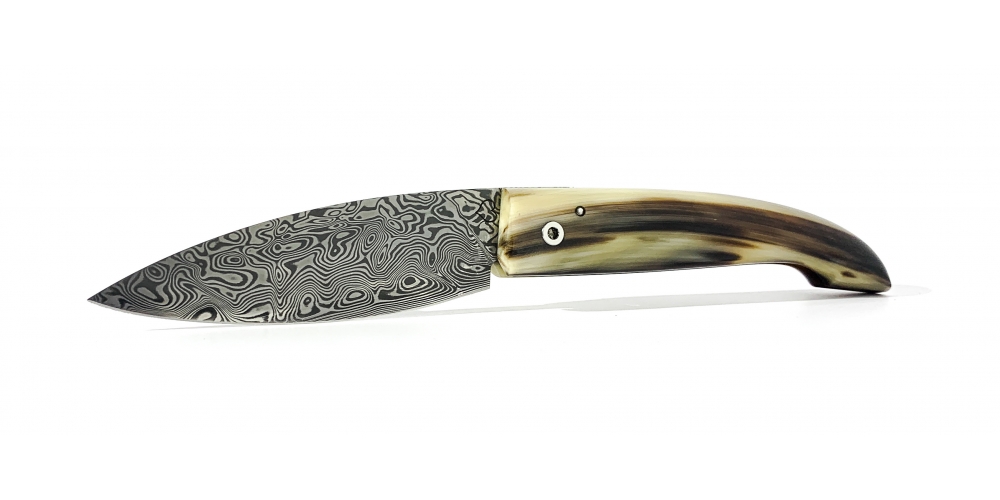 L'ariégeois folding knife blonde horn handle damasteel blade